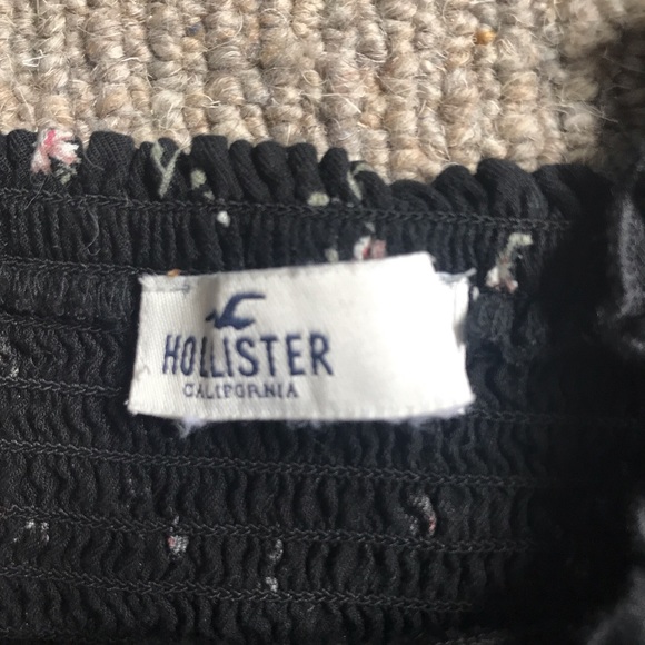 Hollister ruched floral tank! - Picture 3 of 3